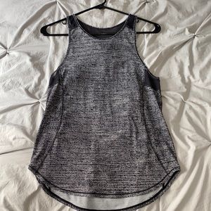 Lululemon Sculpt Tank Black and White